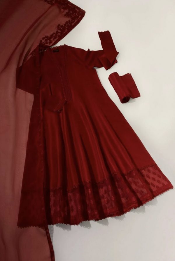 Agha Noor Formal Wear- Raspberry - Image 2