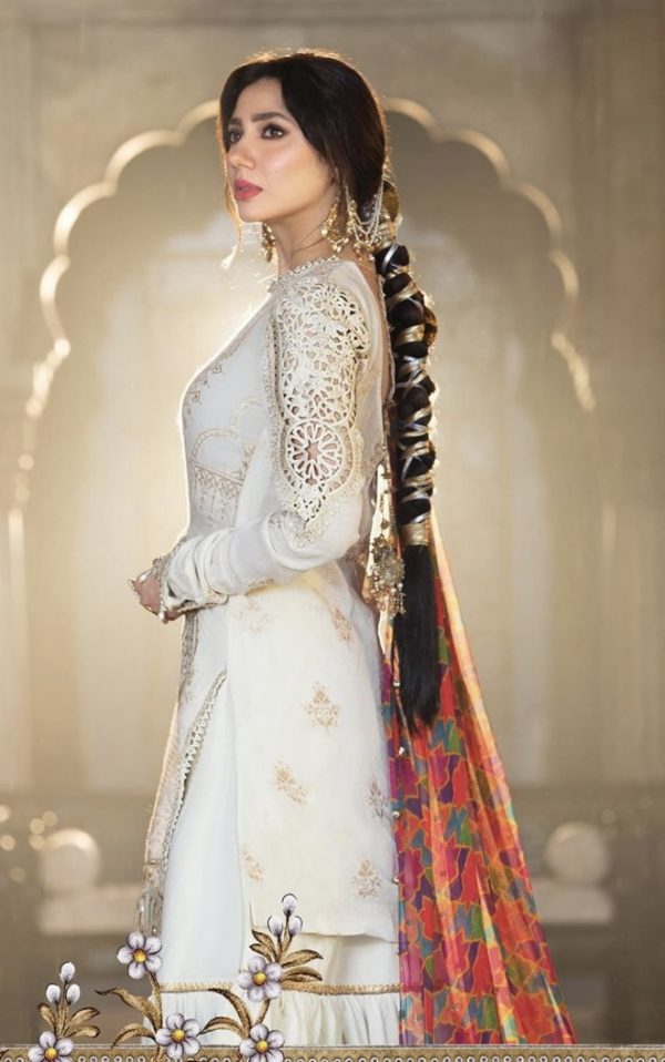 Maria B Luxe Lawn 22- 1A - Image 3