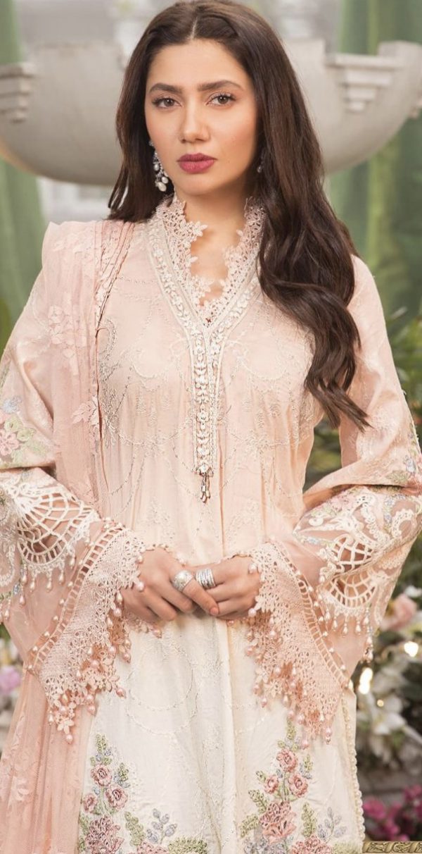 Maria B Luxe Lawn 22- 2B